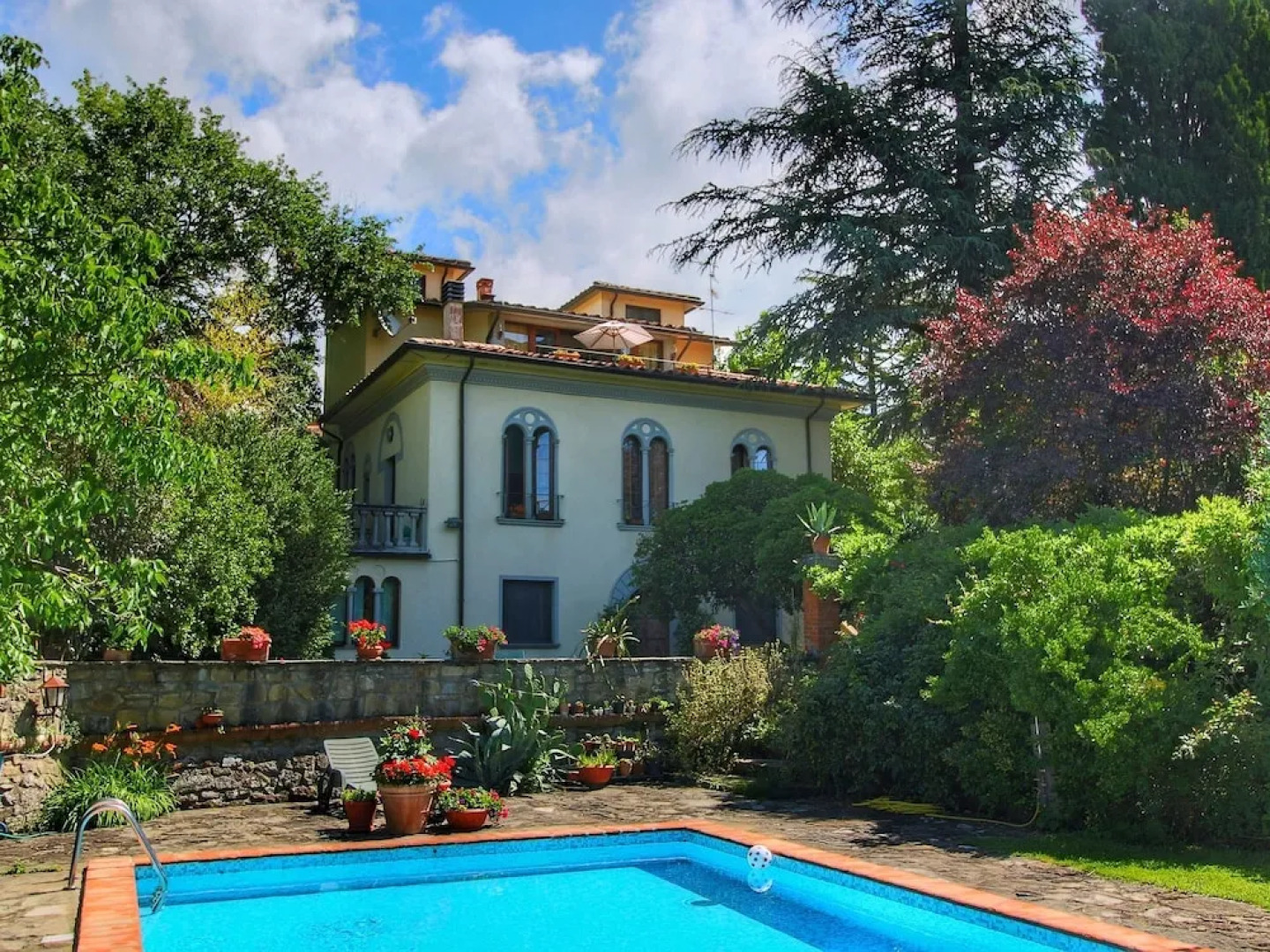 Modern Villa in Subbiano Italy With Swimming Pool