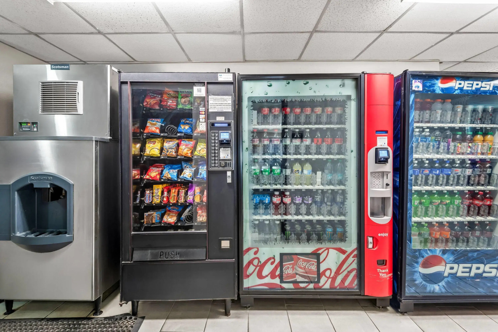 Super 8 by Wyndham Terre Haute