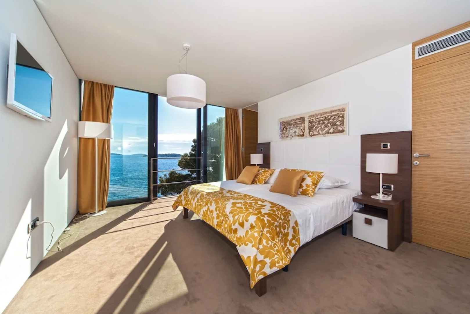 Golden Rays Luxury Villas