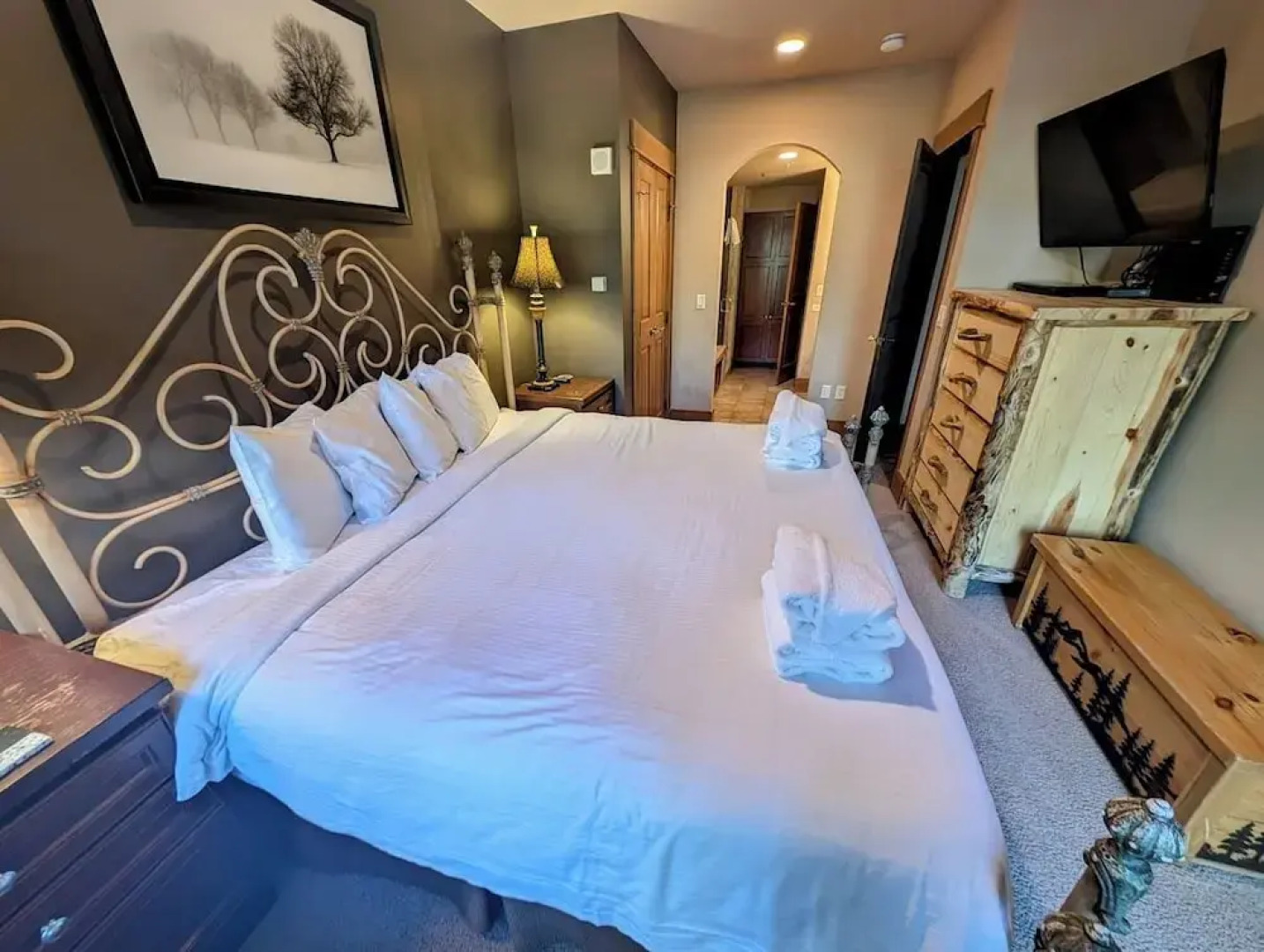 Lone Eagle 3001 by SummitCove Vacation Lodging