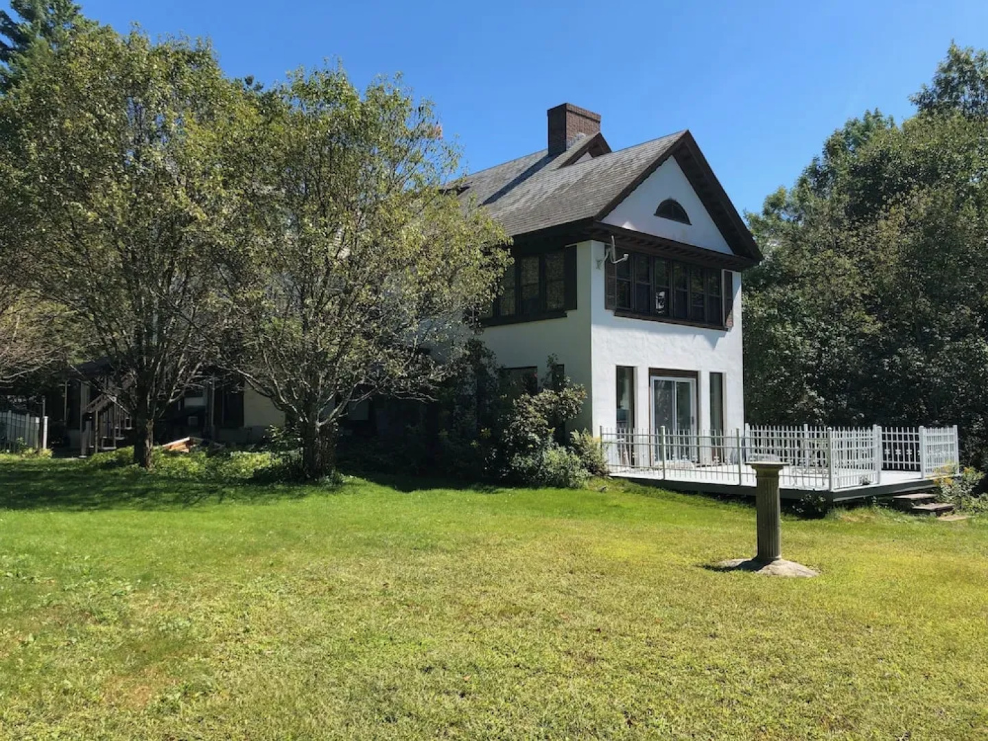 Escapo - Outdoor Hot Tub and Outdoor Fire Pit