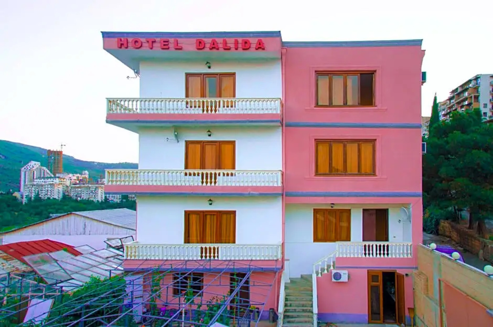 Отель Dalida