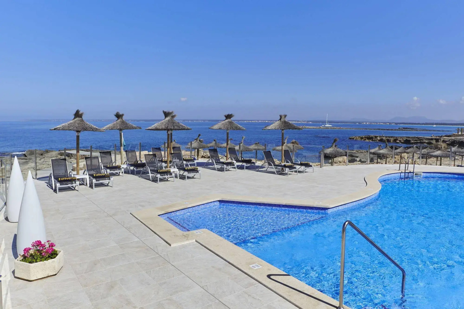 Universal Hotel Cabo Blanco - Adults Only