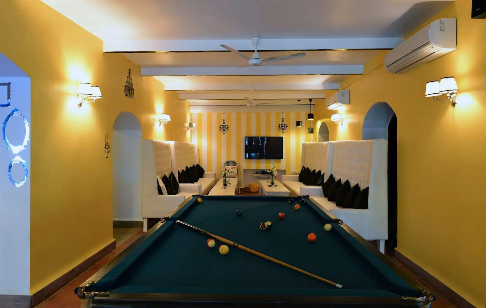 The Tamarind Hotel Anjuna, Goa