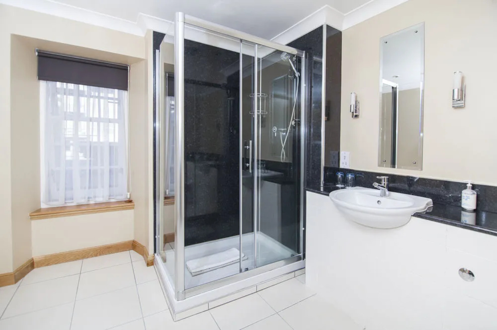 Best Western Burnett Arms Hotel