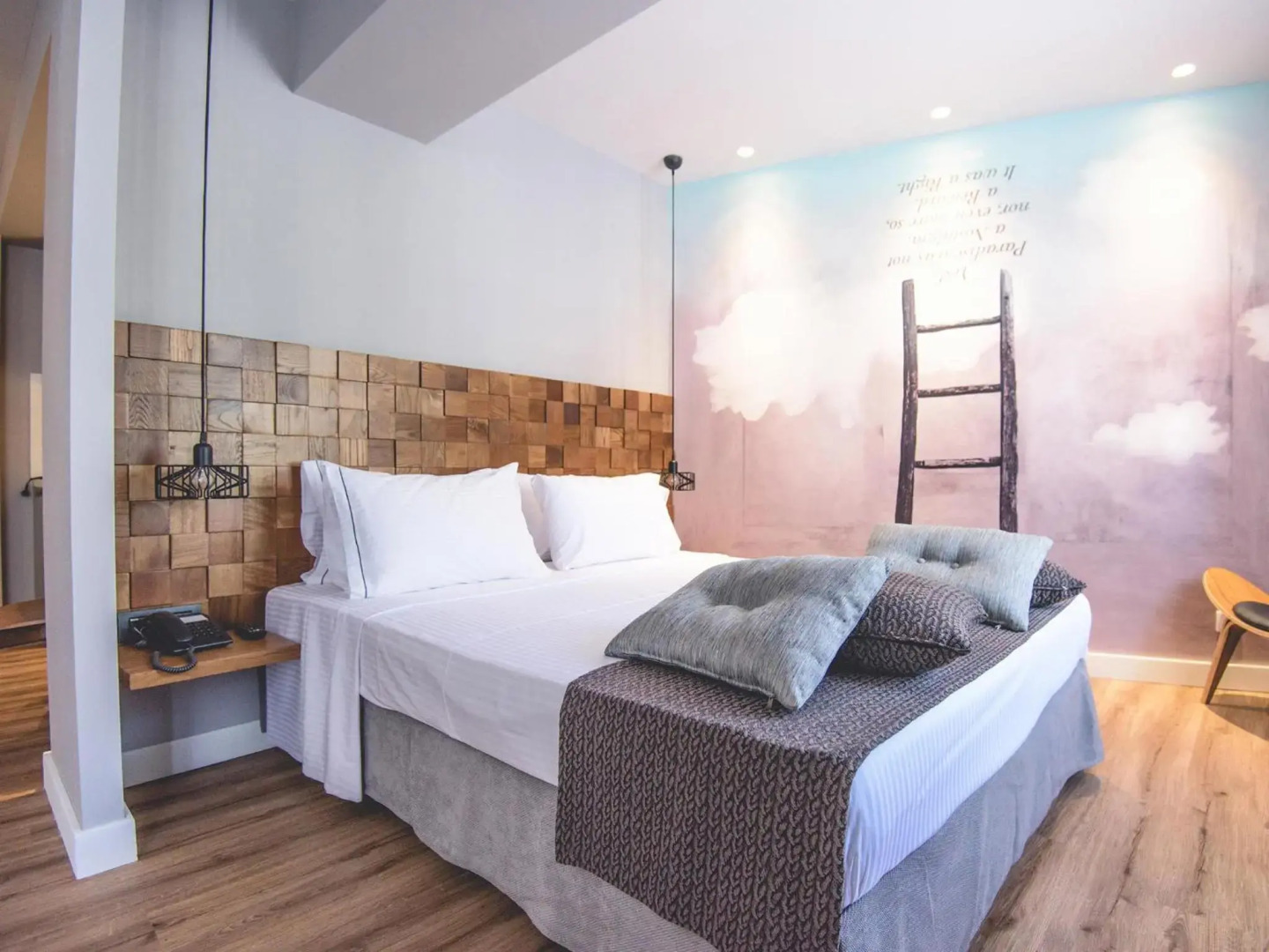 Apollon Library Suites