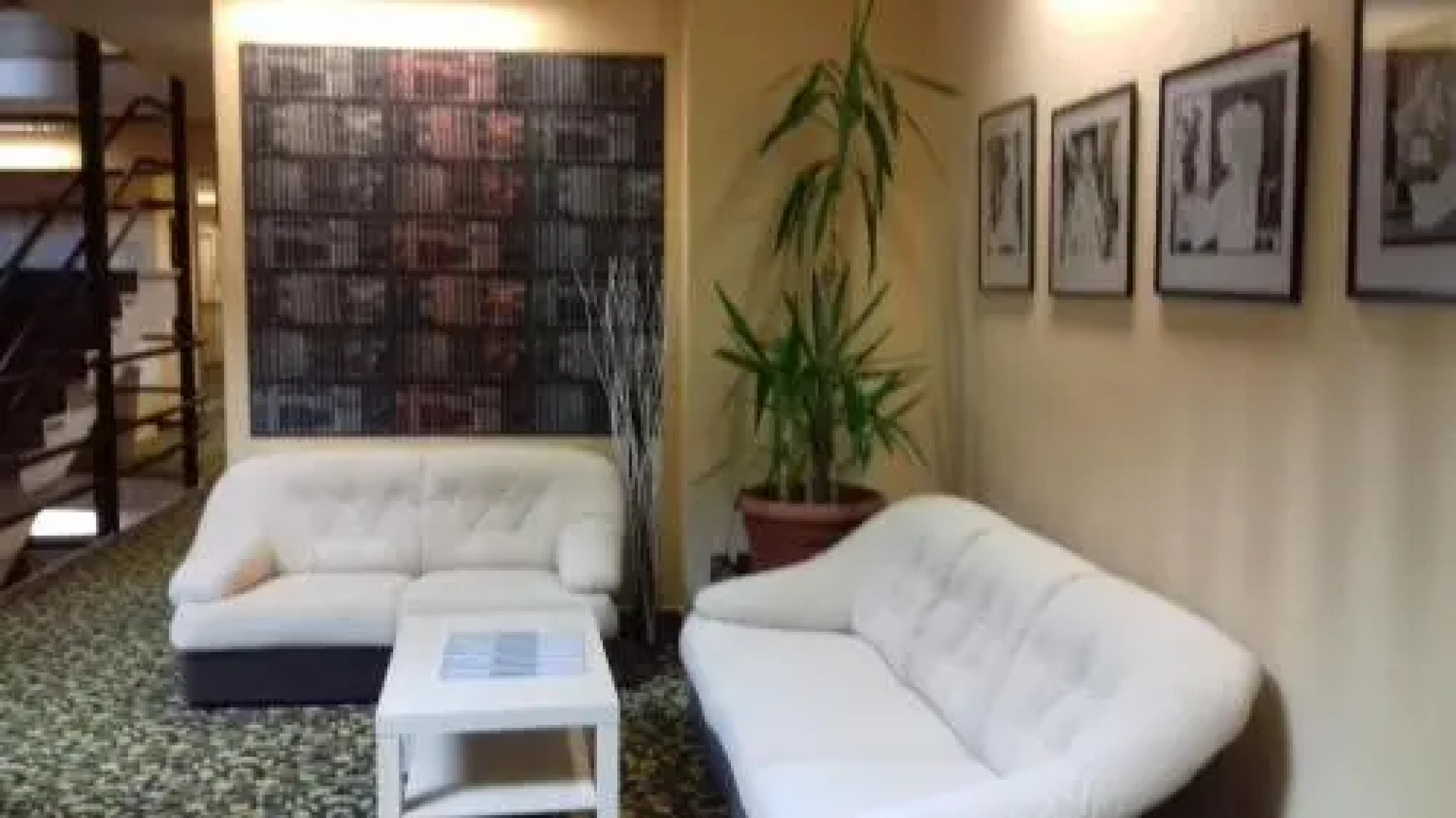 Jogar Továbbképző Központ és Hotel