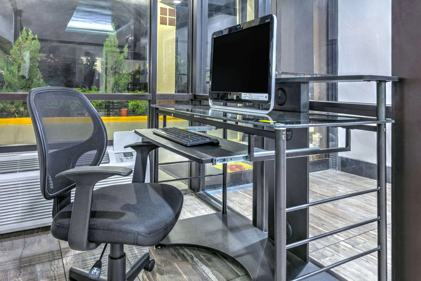 Super 8 by Wyndham Grand Prairie North