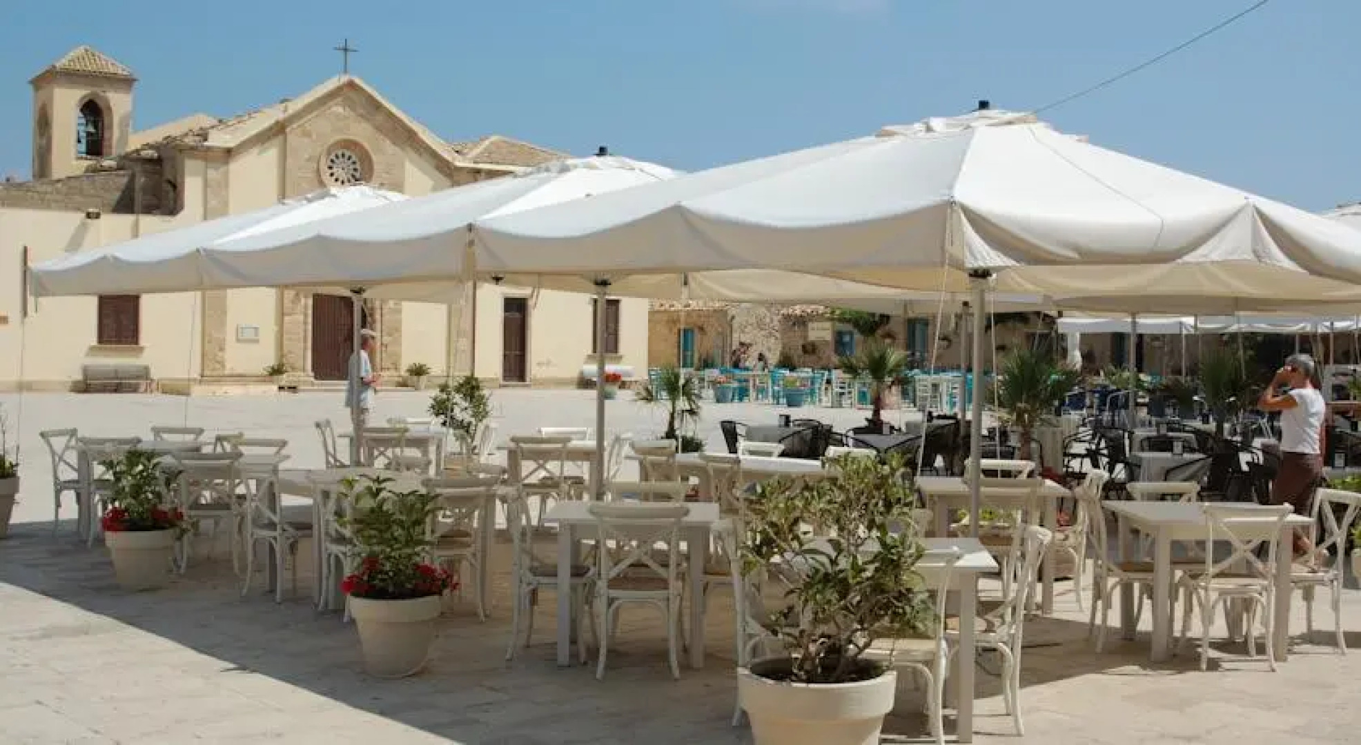 Un Affaccio Sul Borgo