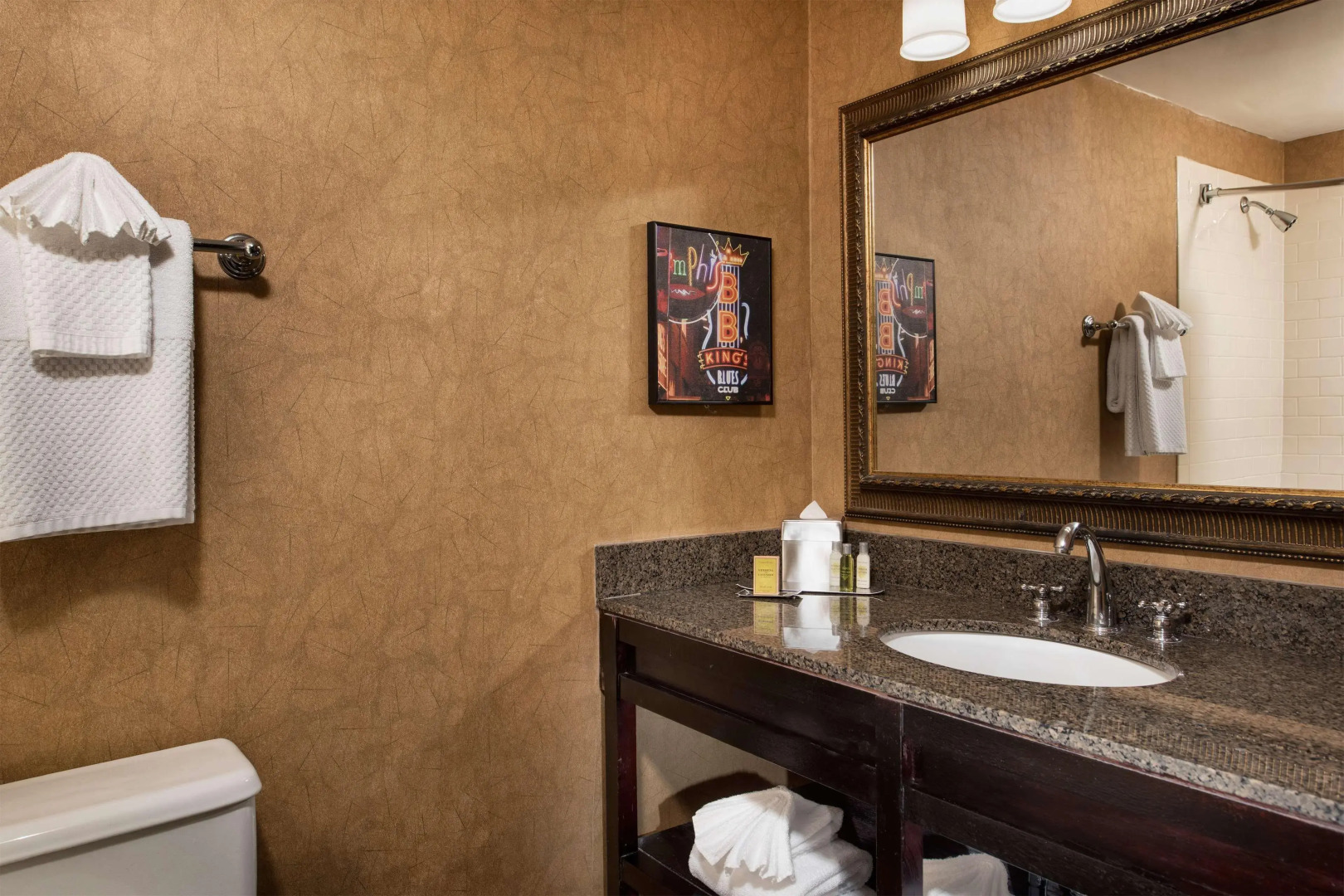 DoubleTree by Hilton Memphis Downtown