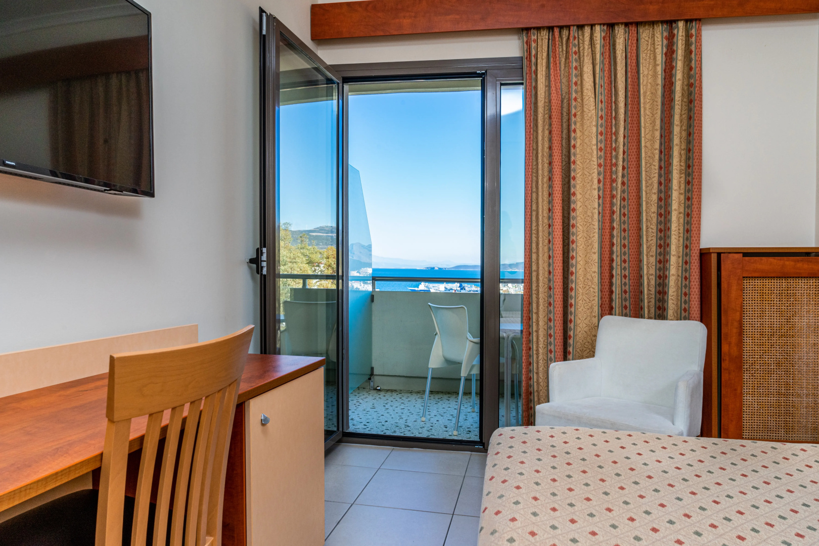 Marmari Bay Hotel