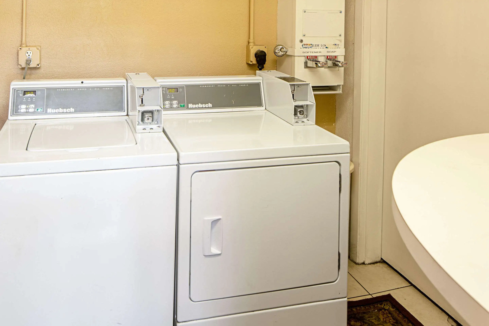 Rodeway Inn at Nevada State Capitol