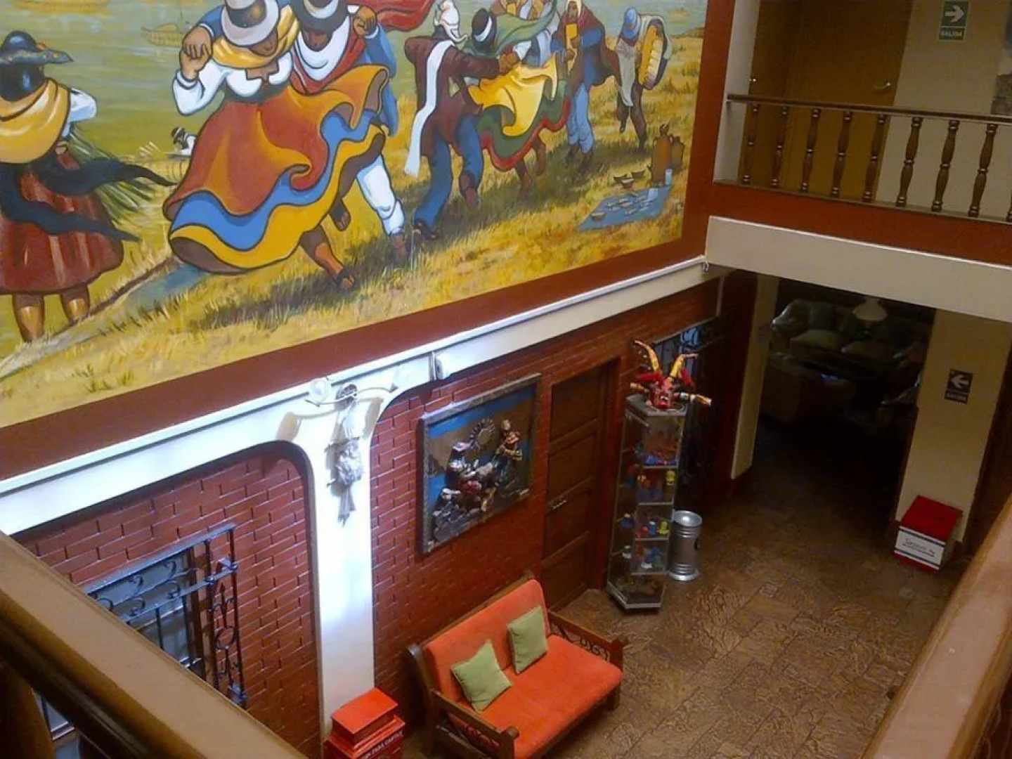 Hotel Sillustani Inn