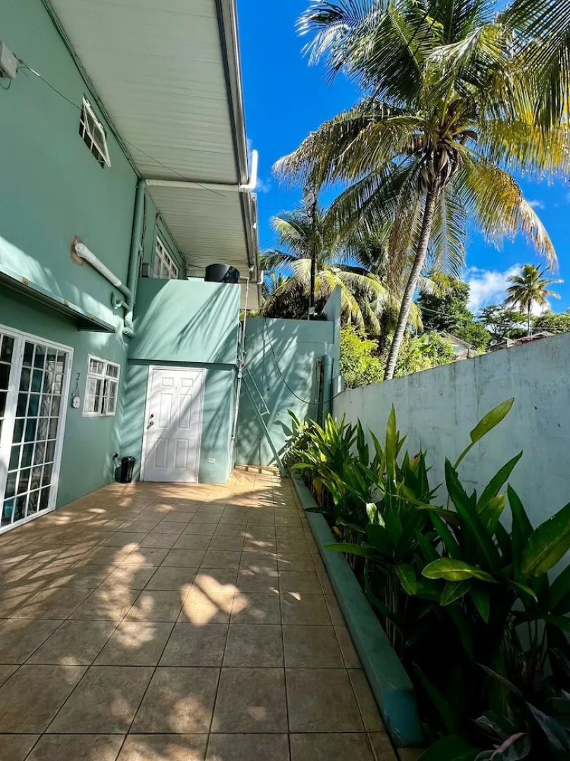 Arlene's & Chris's Guesthouse