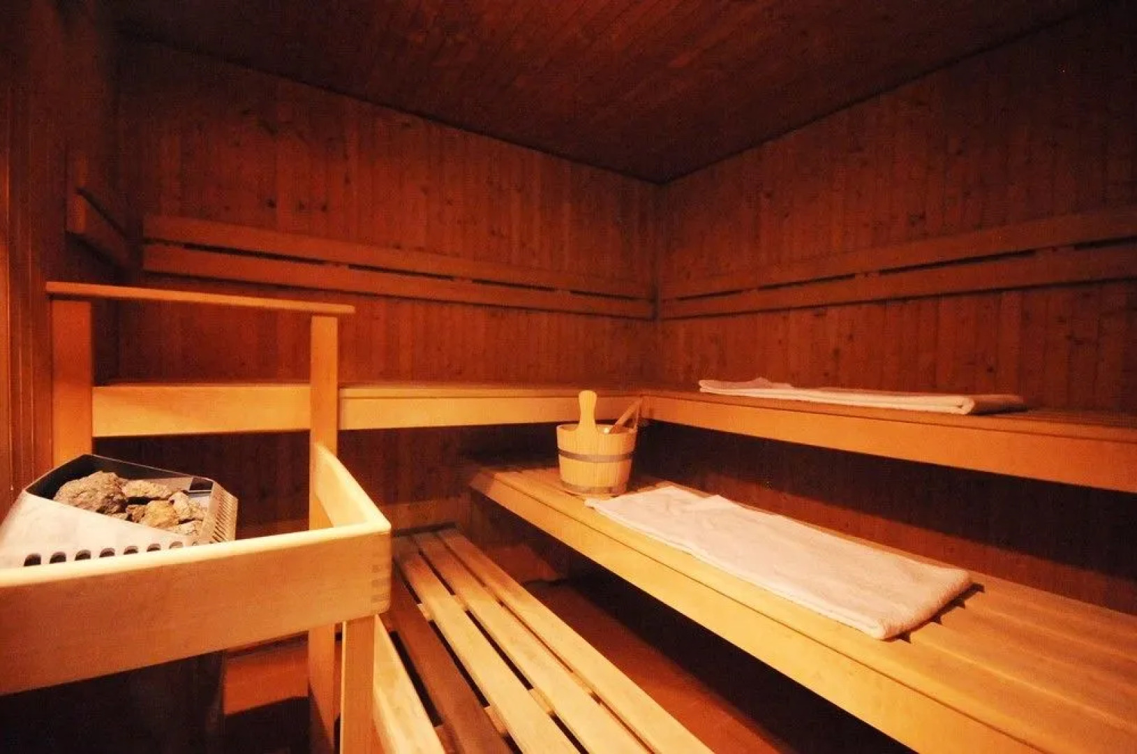 Guesthouse + Aparthotel Chesa Silva