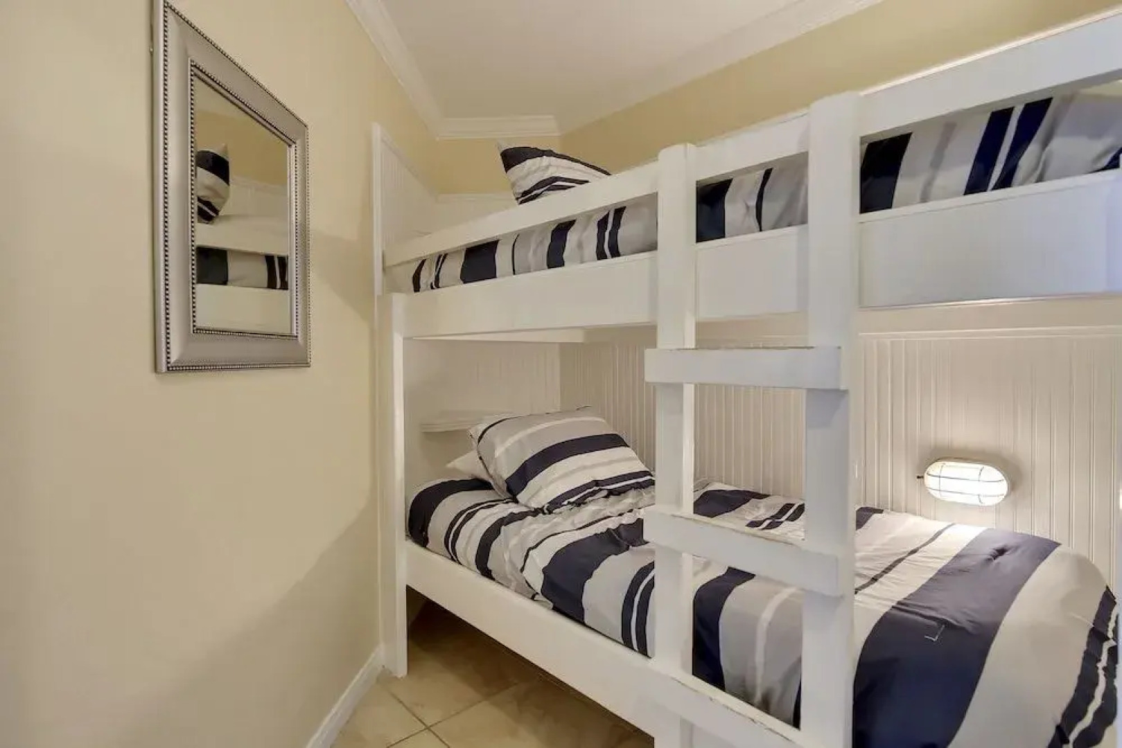 Seascape 1108 - 2 Br Condo