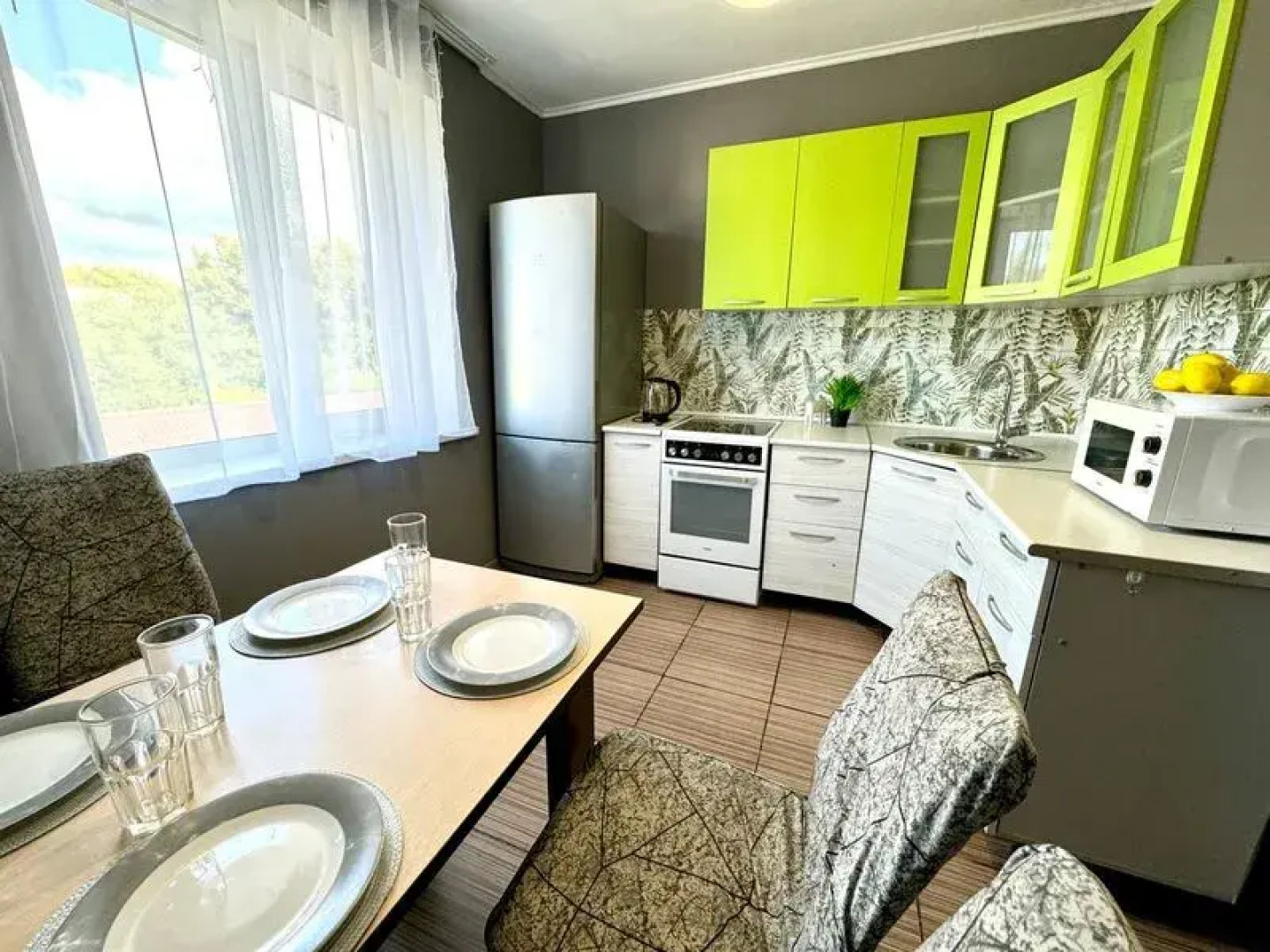 АпартЛэнд на ул. Гагарина, 18