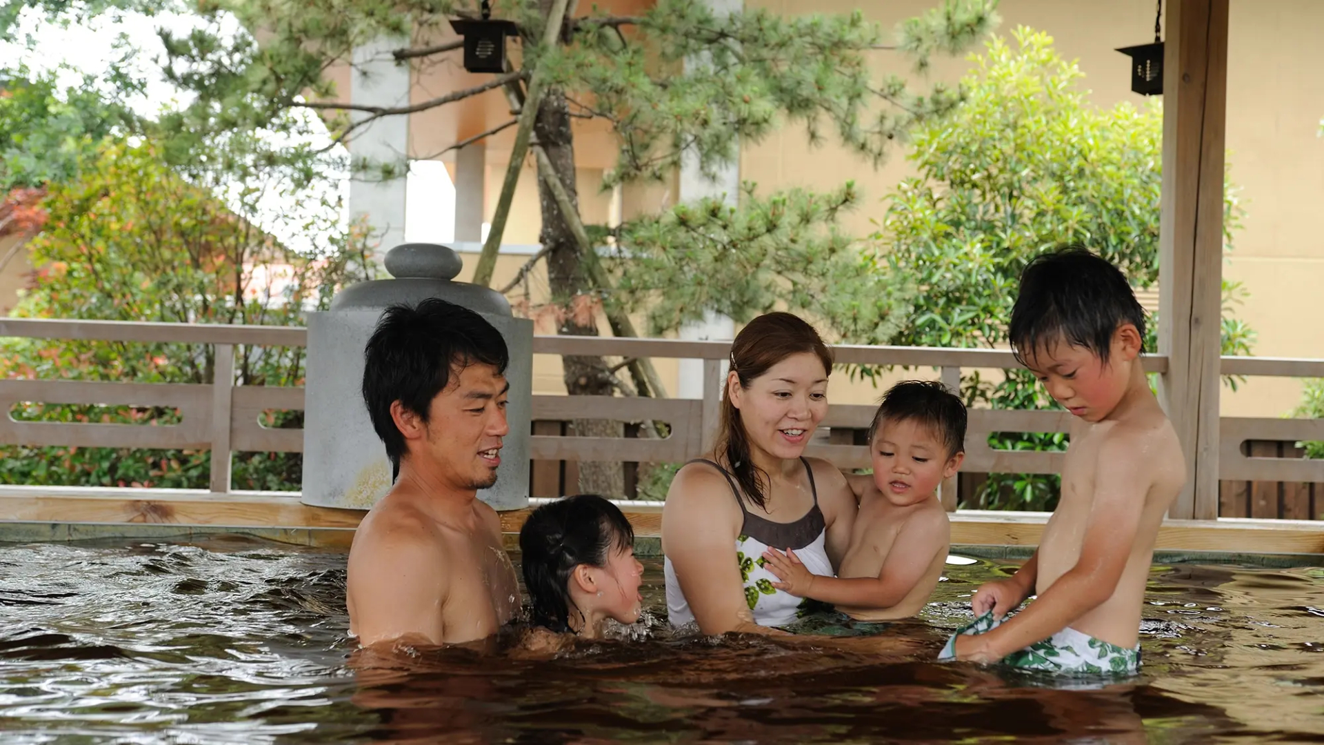 Ooedo Onsen Monogatari Urayasu Mangekyo