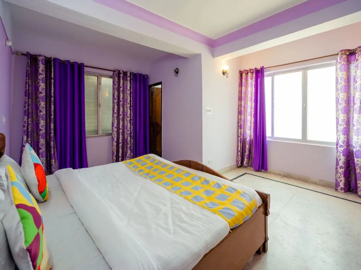 Oyo 13894 Home Skyline Homestay Near Picture Palace