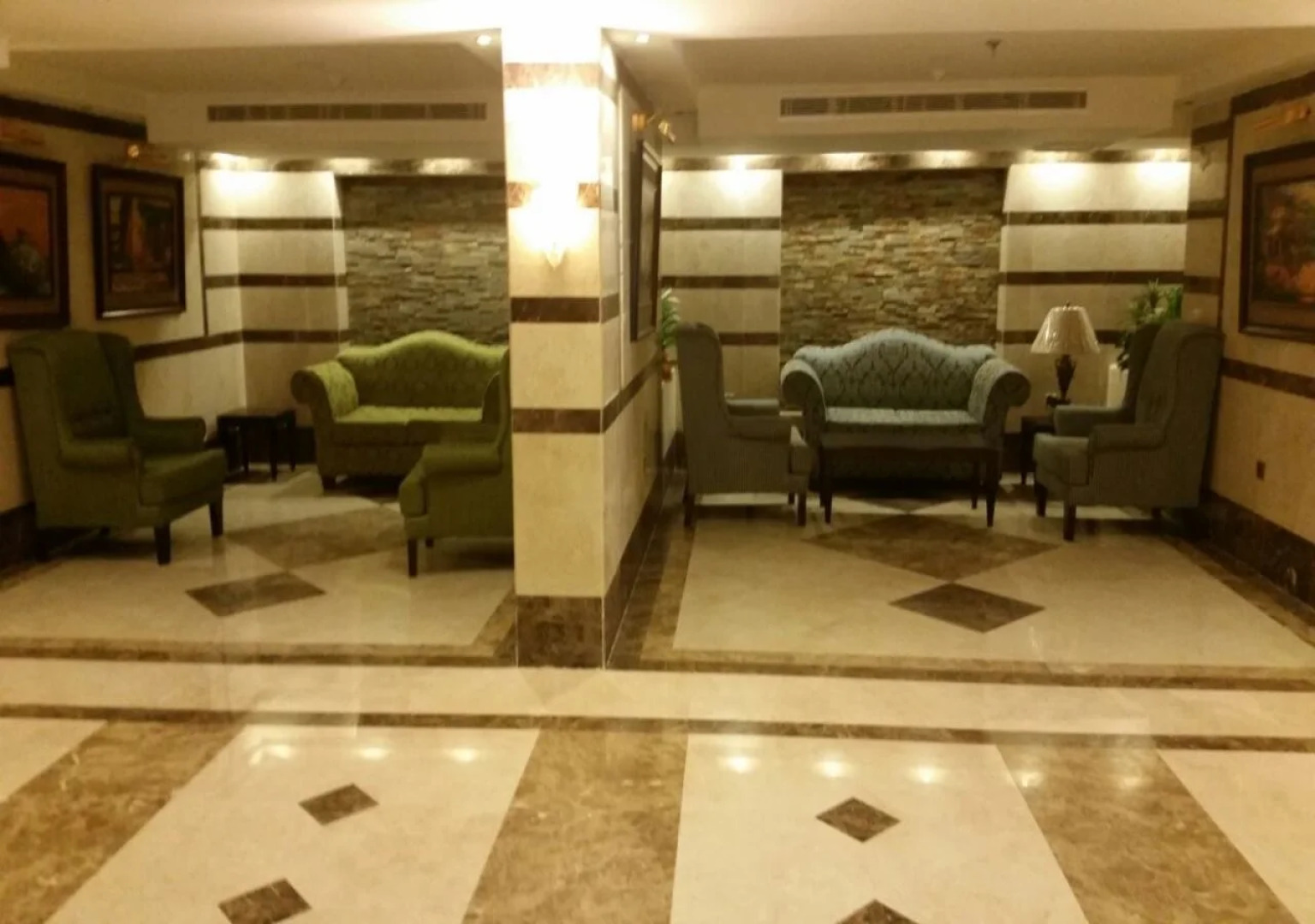 Jewar Al Bait Hotel