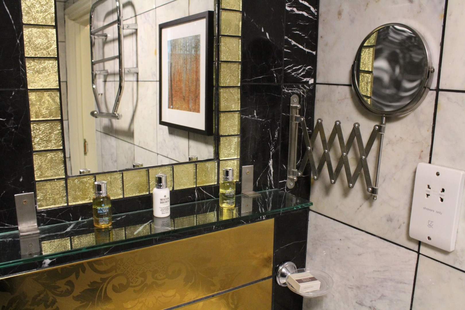 Opulence Boutique Hotel