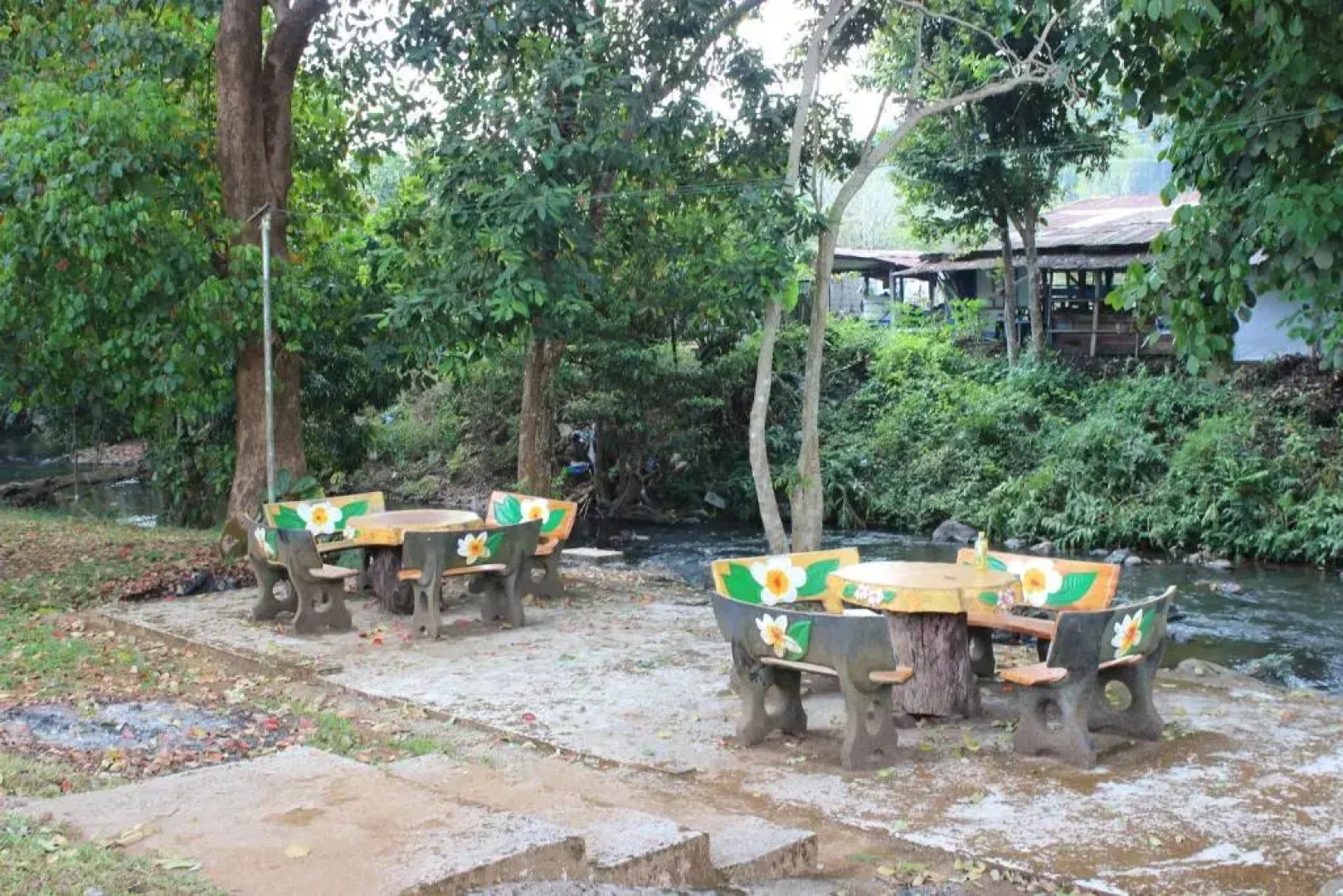 Theo Khame Hotel
