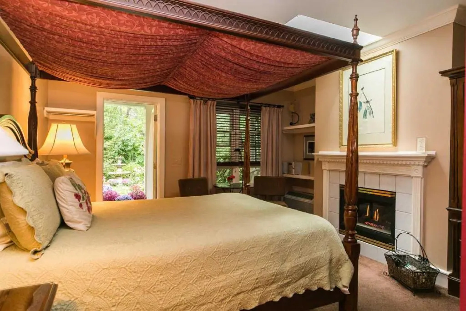 Hidden Garden Cottages & Suites