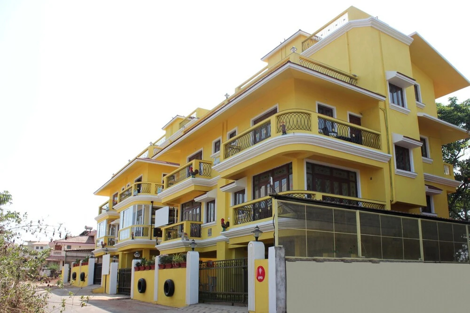 OYO 8877 Dynasty Villa Boutique Resort