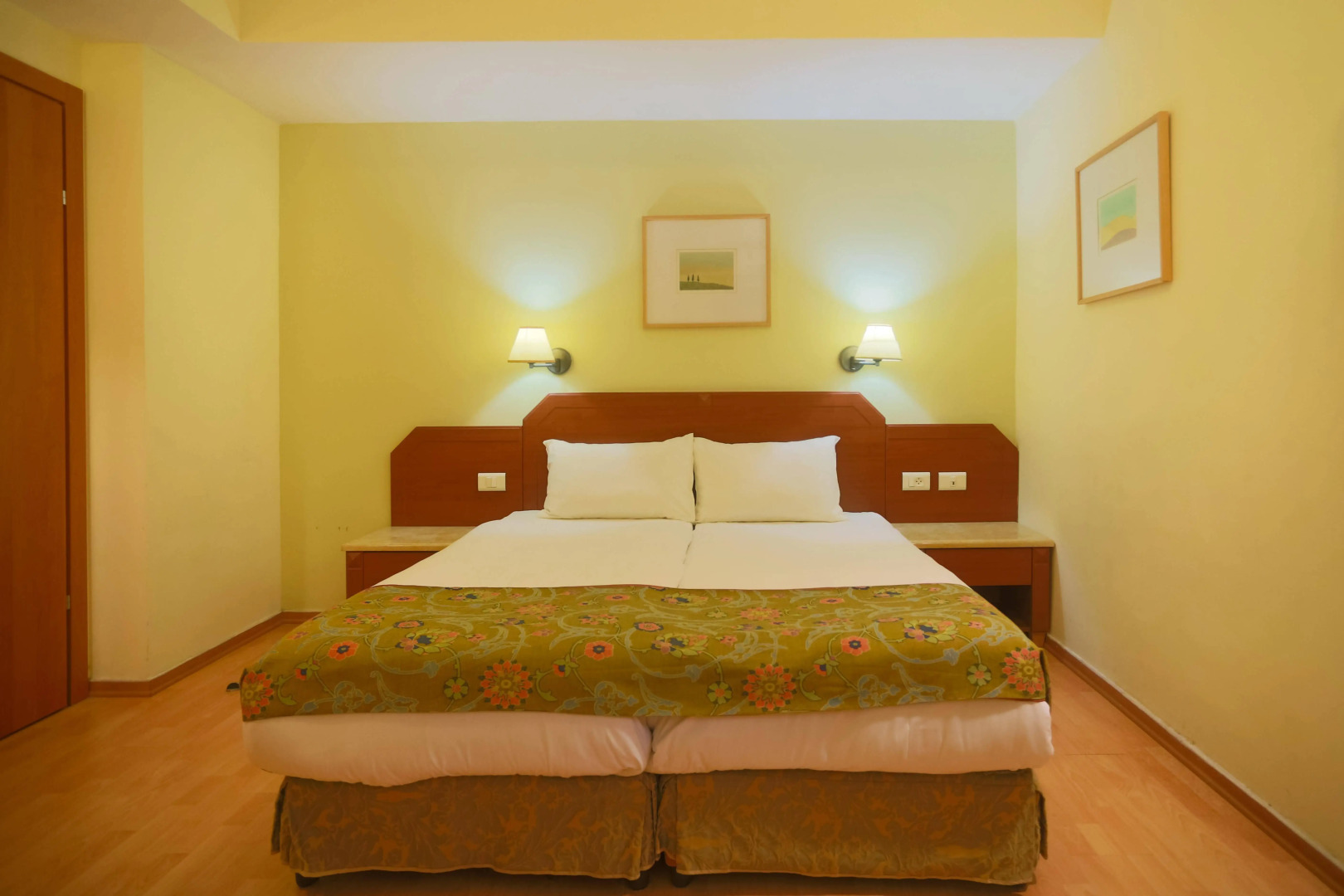 De La Mer Hotel - by Zvieli Hotels