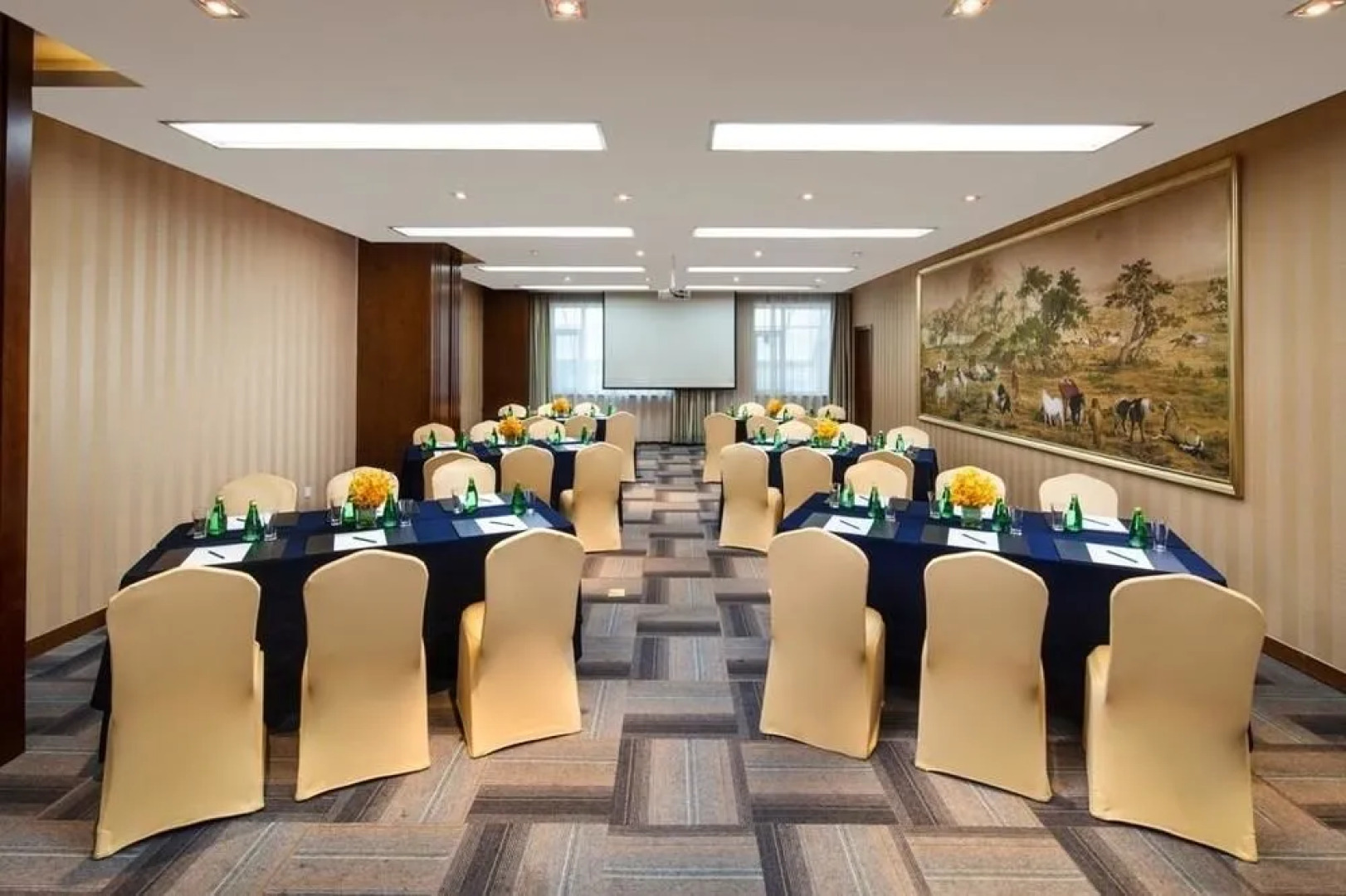 Jinan Luneng Xinyi Hotel