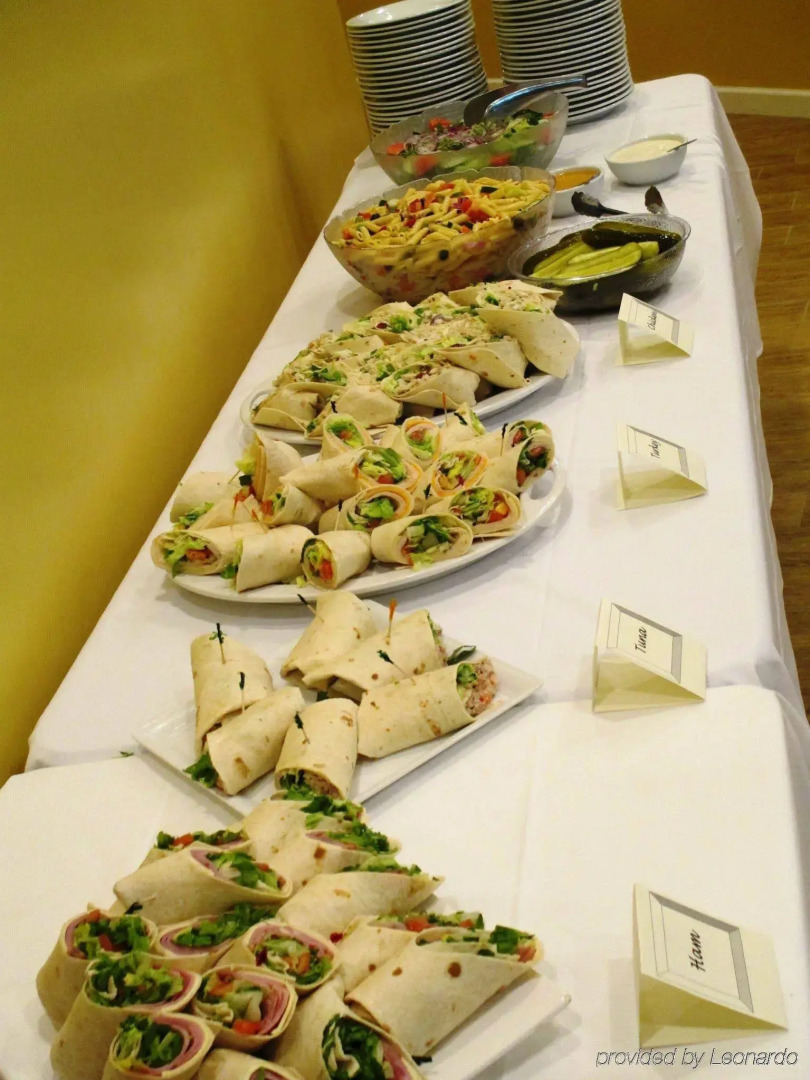 Holiday Inn Fort Myers - Downtown Area by IHG