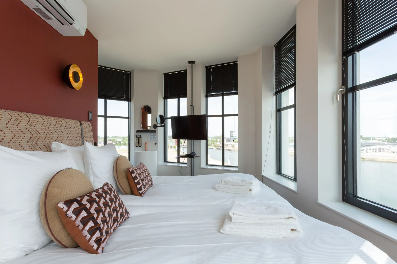 Hotel de Timmerfabriek  Kloeg Collection