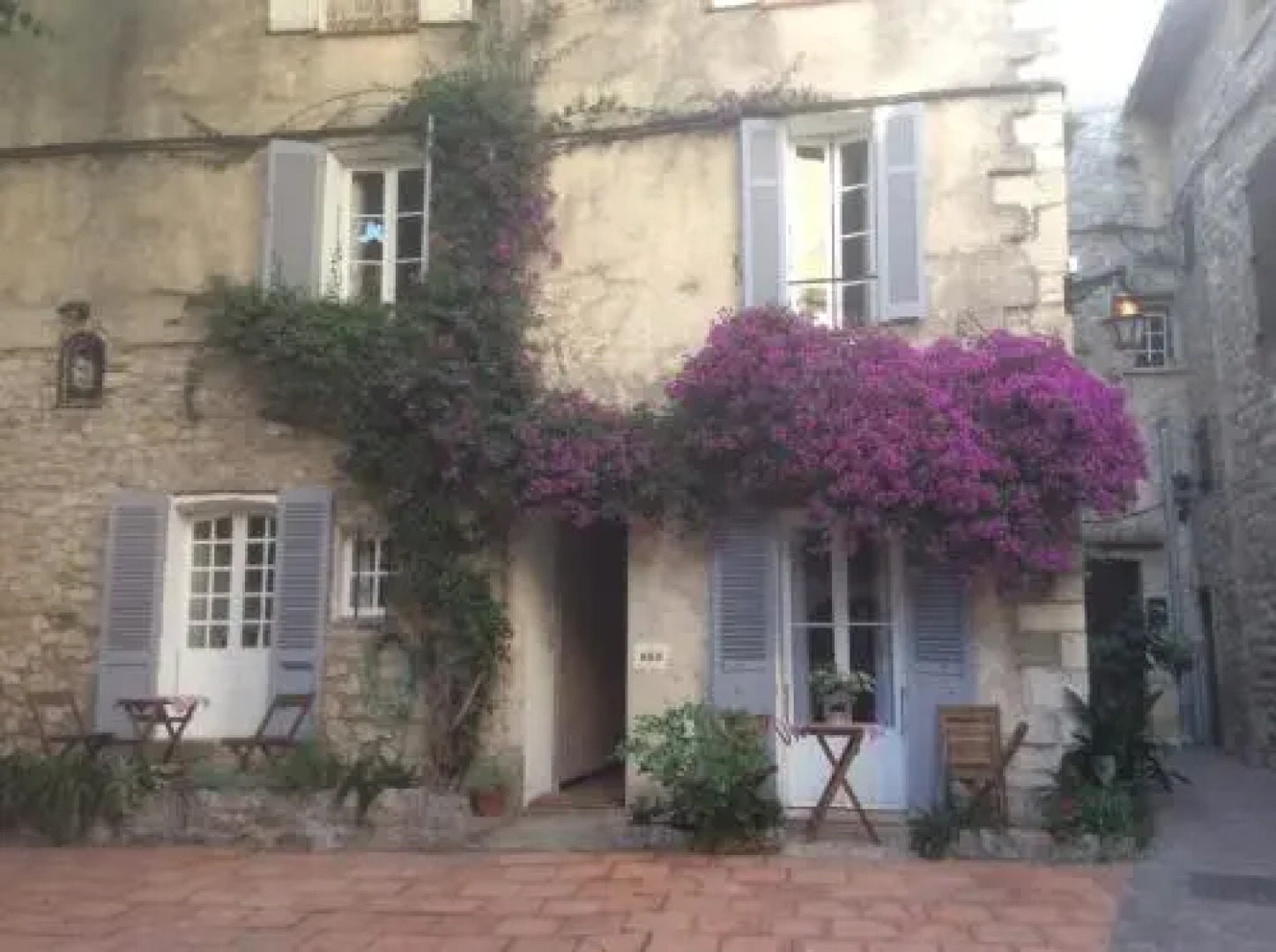 La Cle De La Porte BB