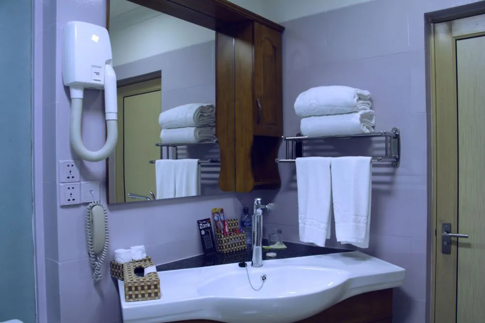 Le Panoramique Hotel by Celexon