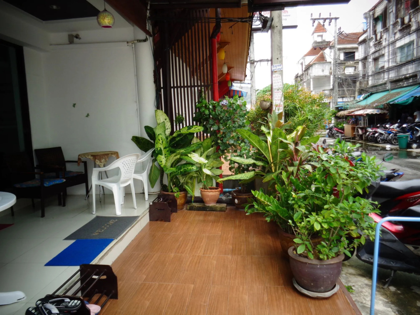 BGW Phuket - Hostel