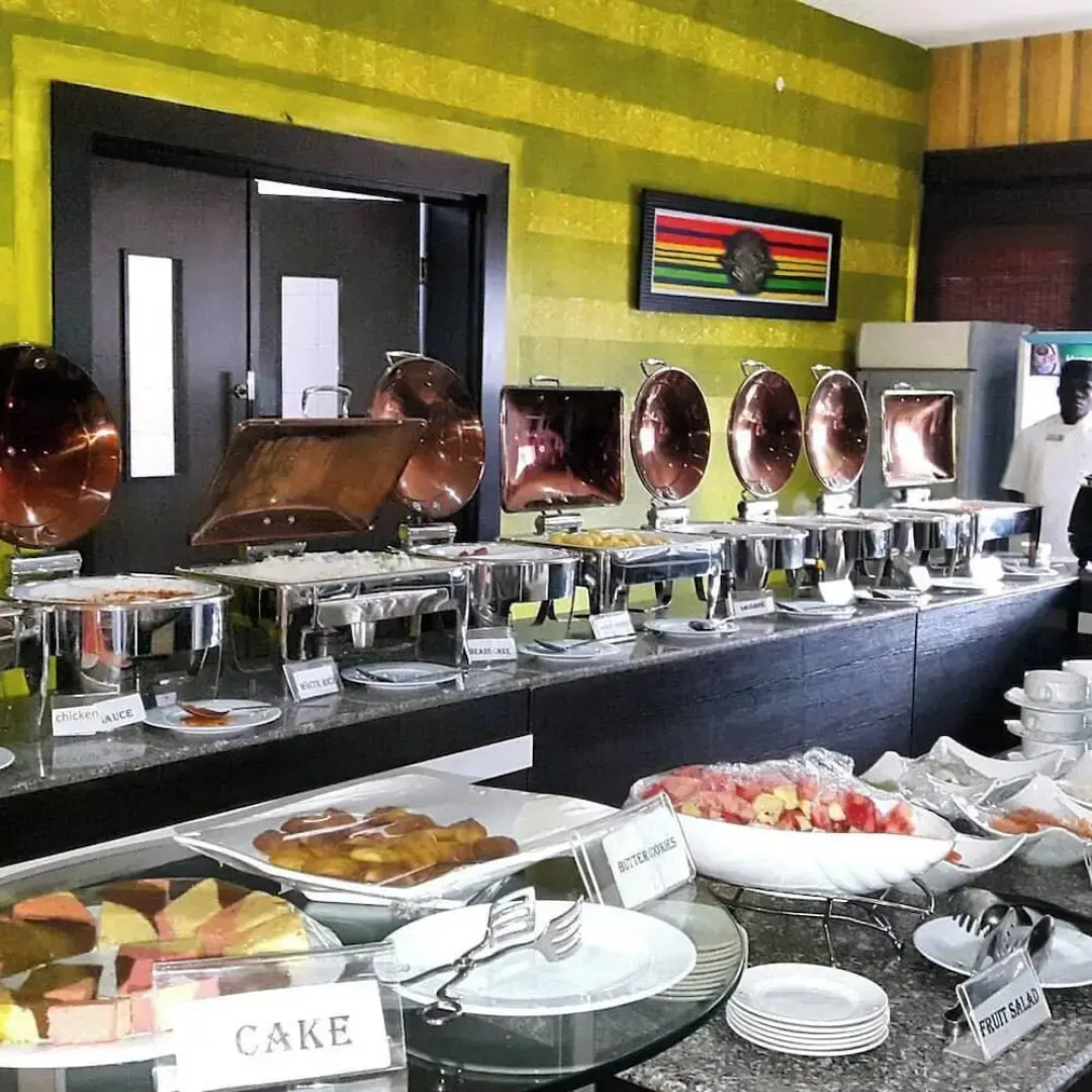 Rolak Hotel and Suites