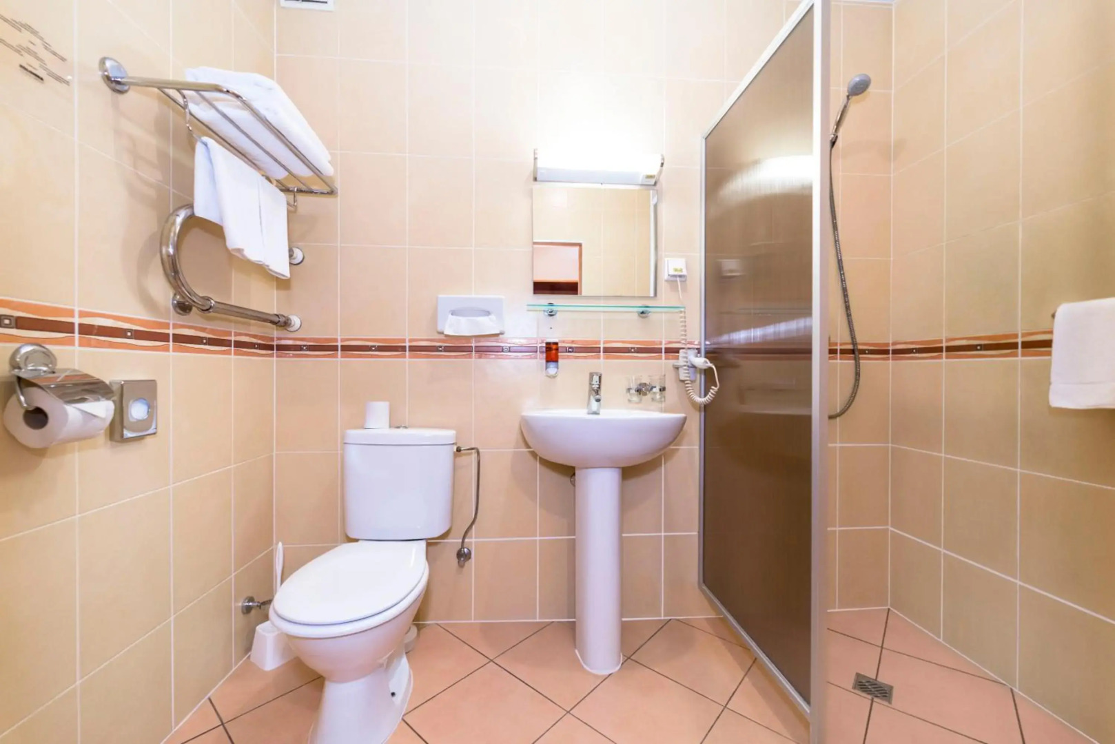 Kolonna Hotel Brigita