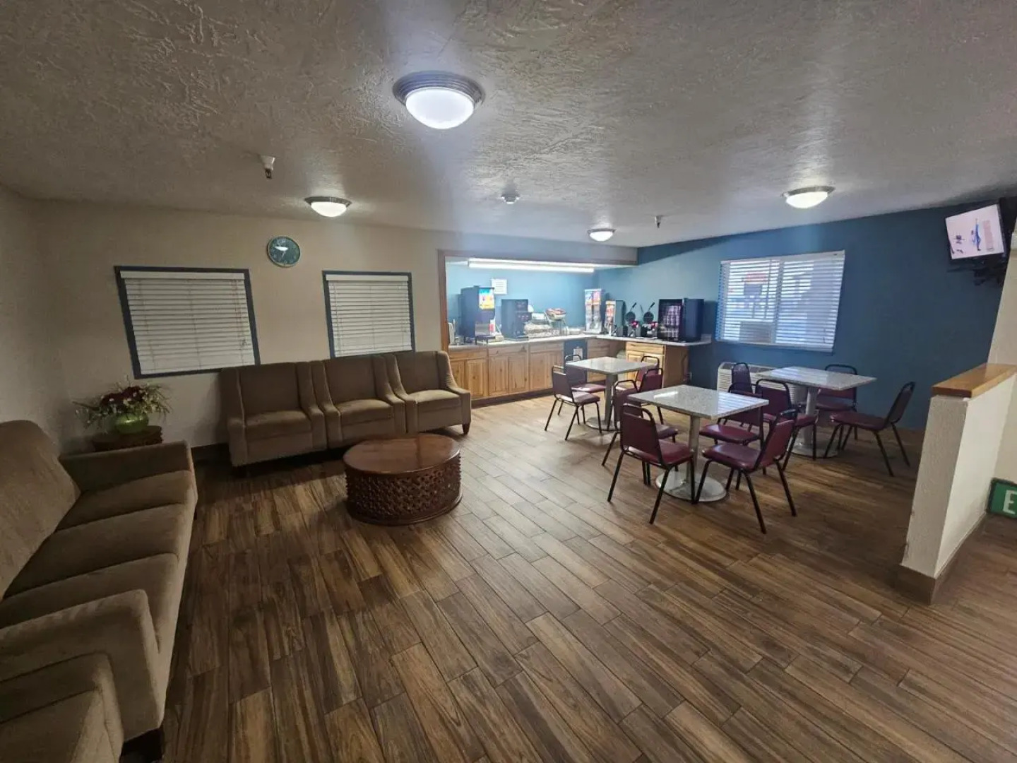 Super 8 Motel - Beaver