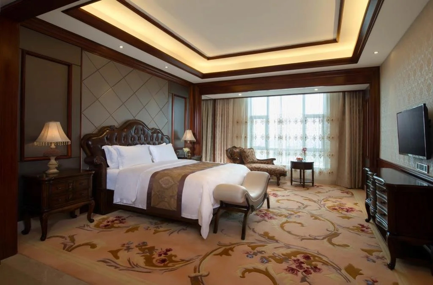 Venus Royal Hot Spring Hotel