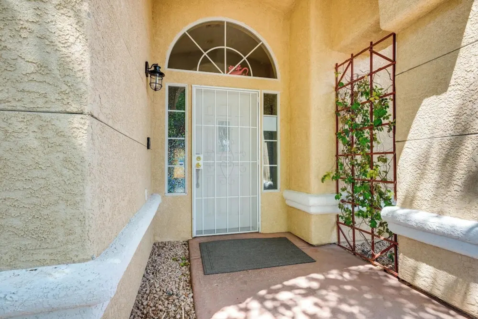 Spacious Mesquite Home ~ 3 Mi to Golf Courses!