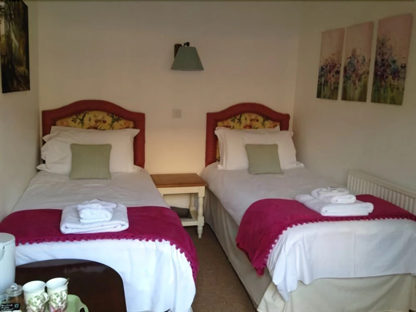 Wisteria Cottage B&B