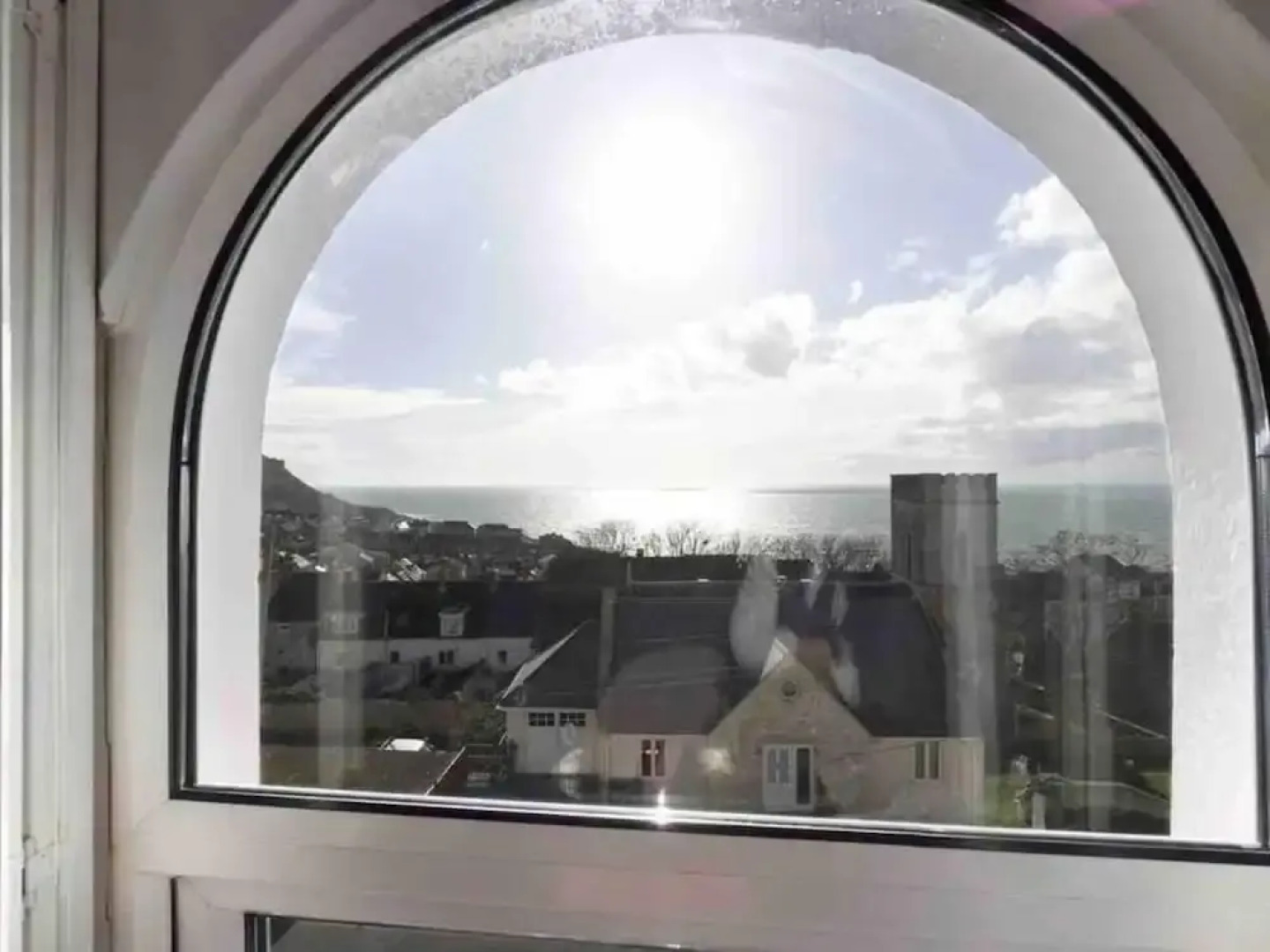 4 Bedroom Victorian Townhouse With Sea Views