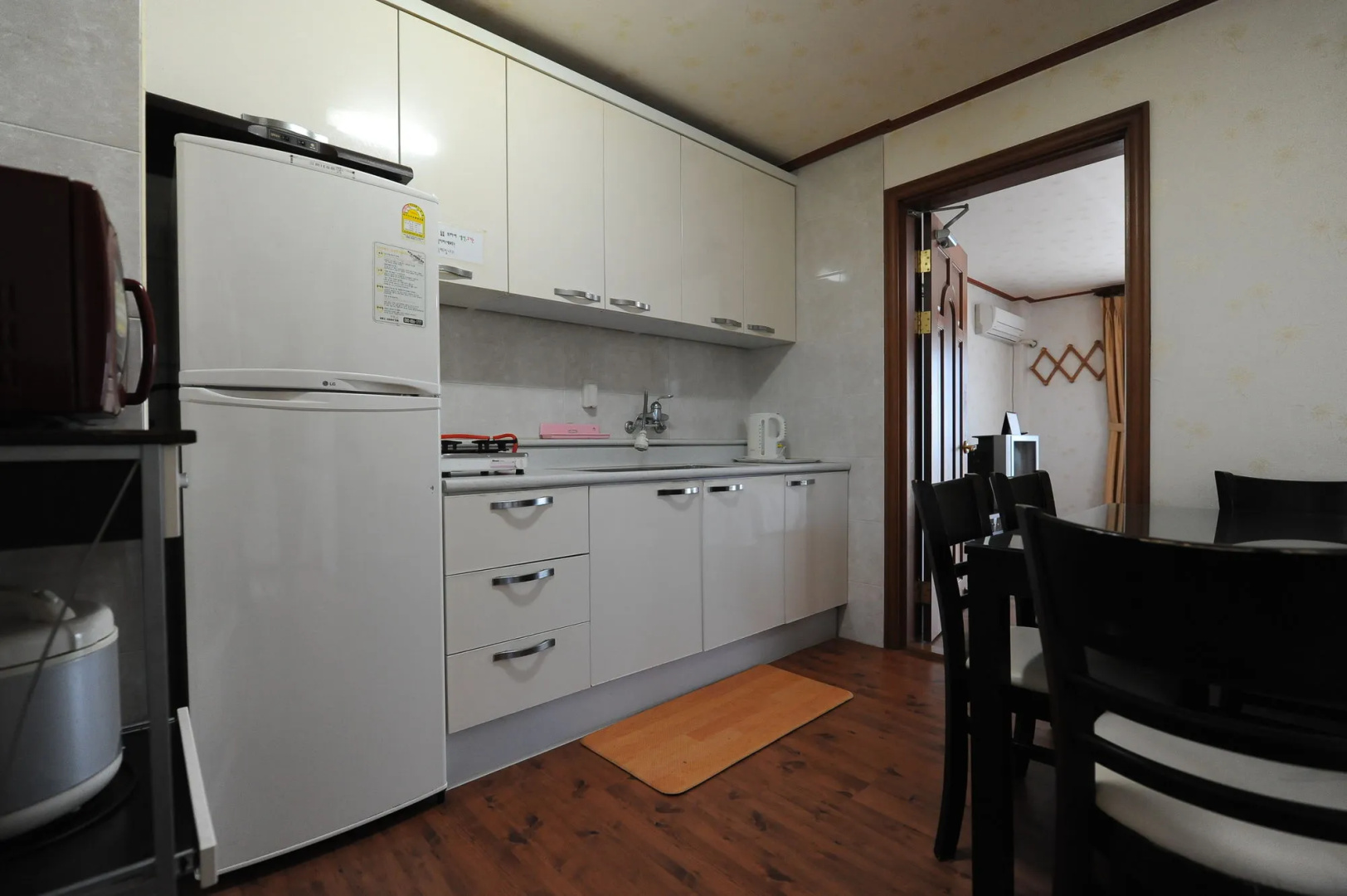 Jeju Feel House