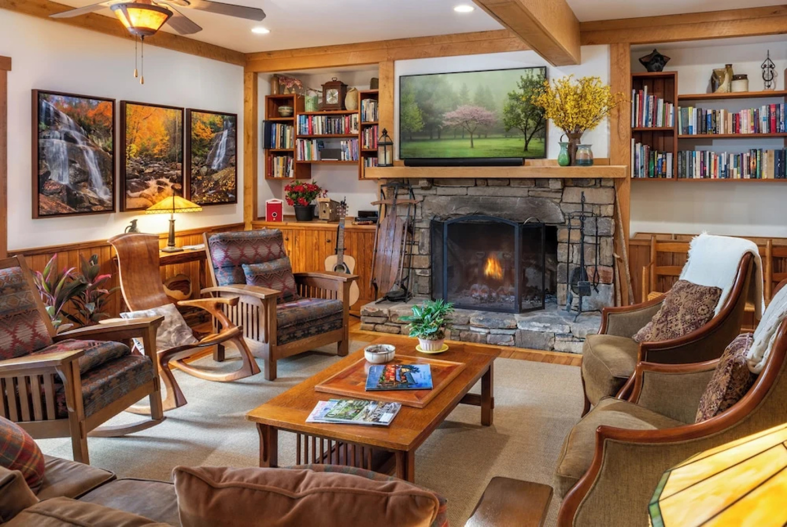 Bent Creek Lodge Bed & Breakfast