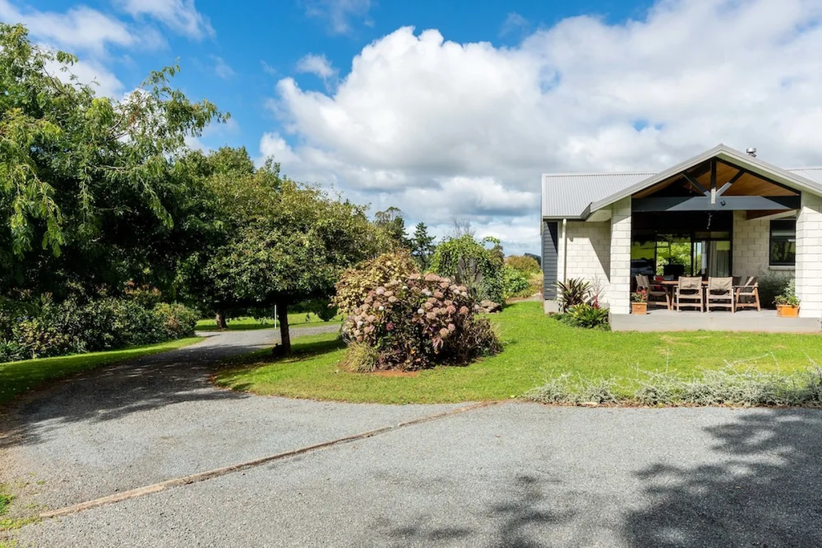 Glenbervie Cottages and Bed & Breakfast