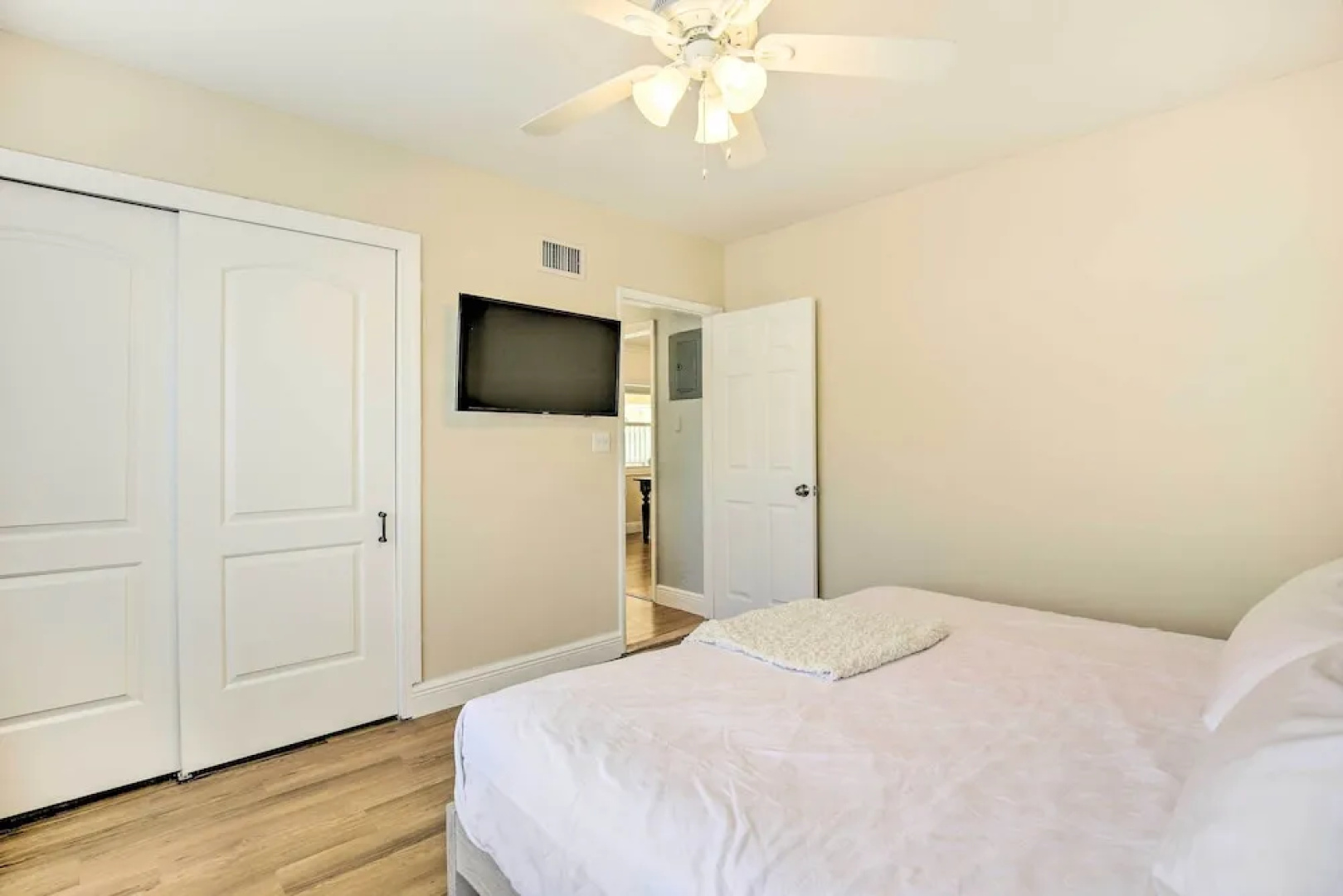 Vacation Rental w/ Private Pool in Wilton Manors