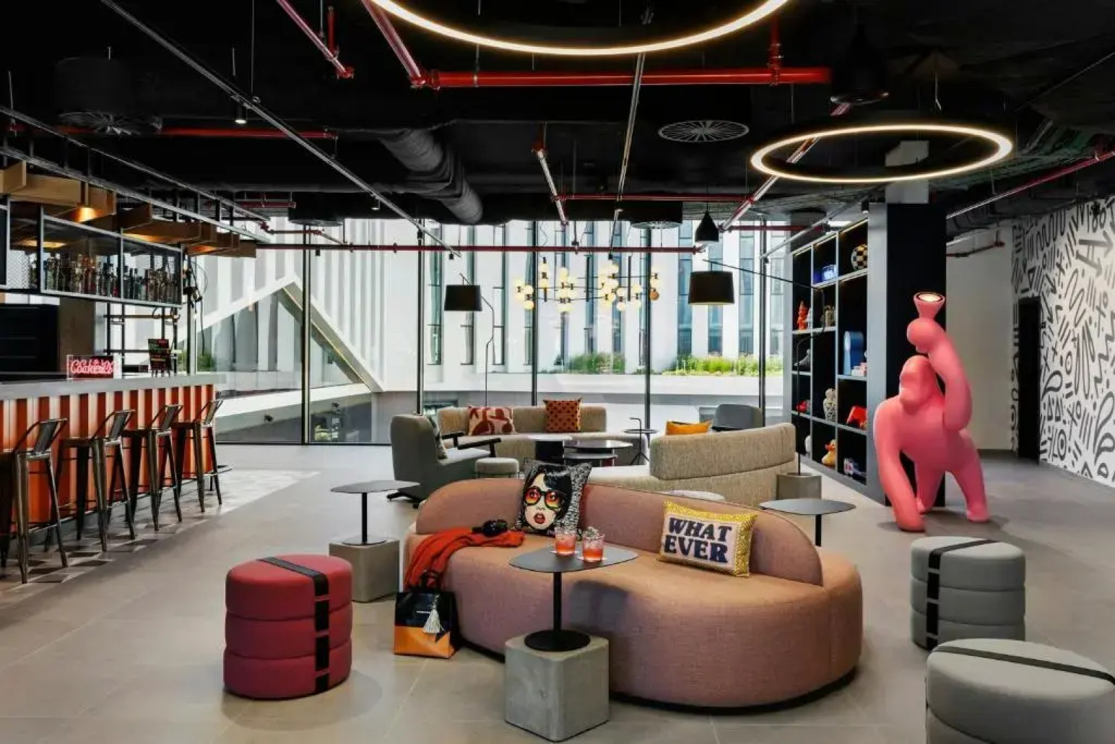 Moxy Alfragide Lisboa