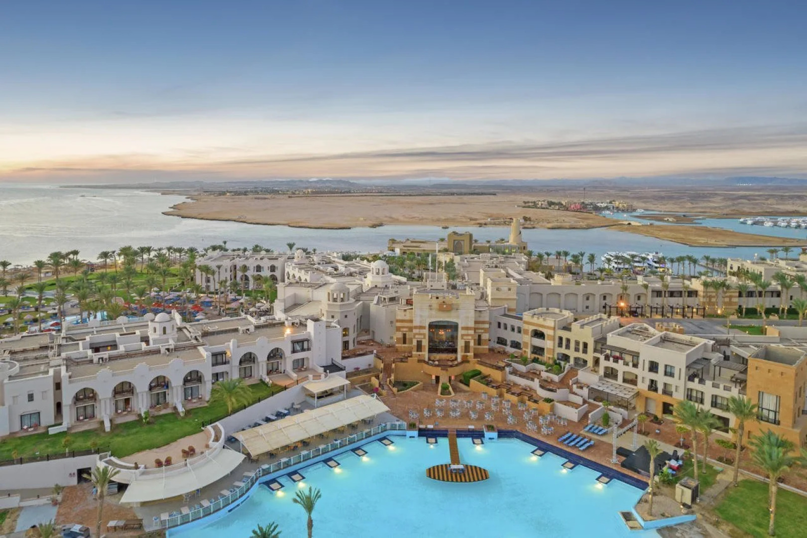 Pickalbatros Oasis Port Ghalib