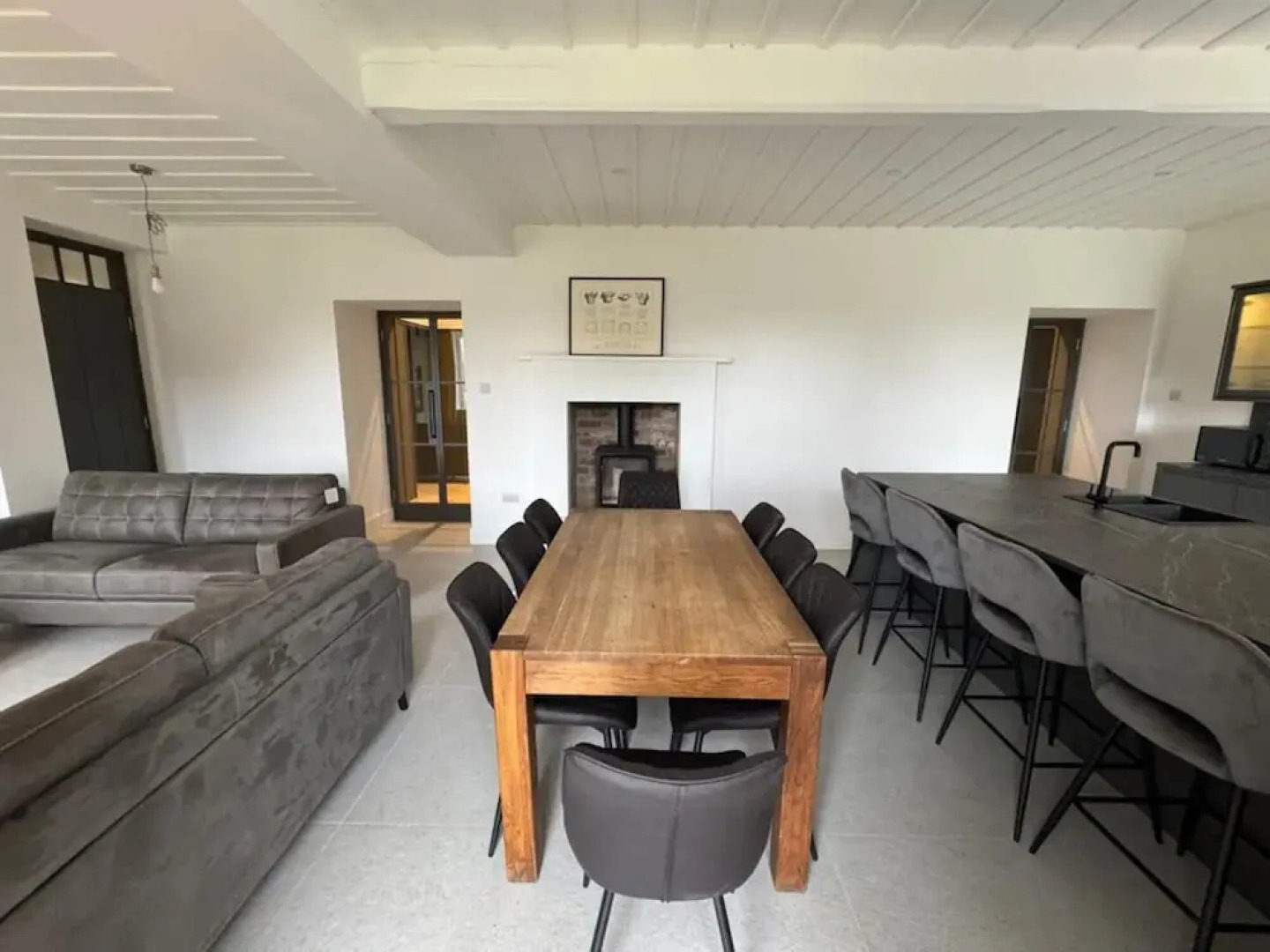 Captivating 5-bed Apartment Near Sion Mills