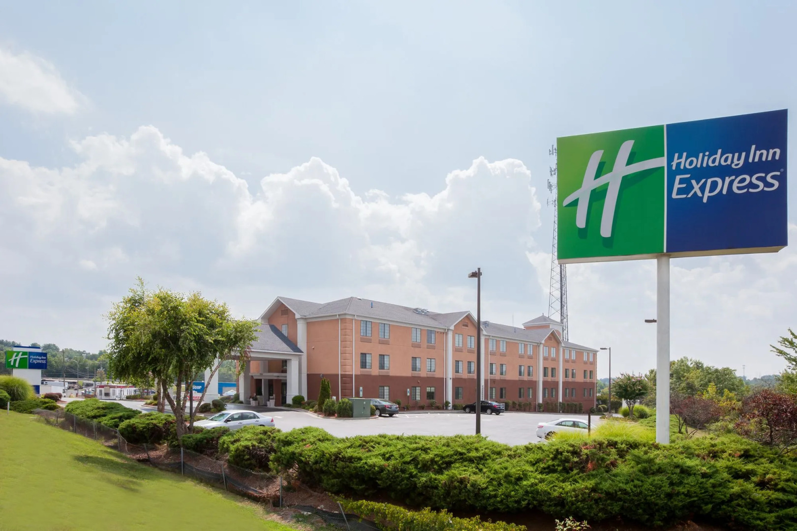 Holiday Inn Exp Winston Salem by IHG